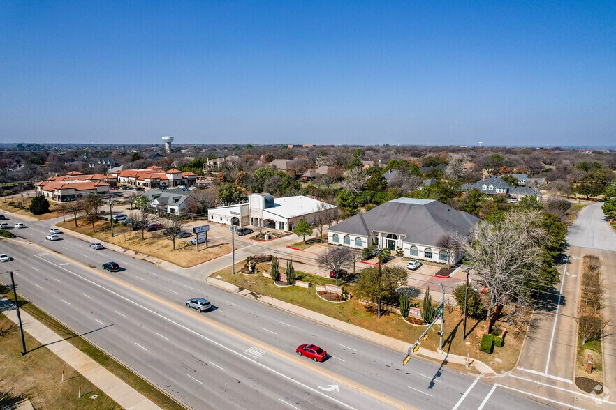 More Photos Of 620 E Southlake Blvd, Southlake Medical For Lease