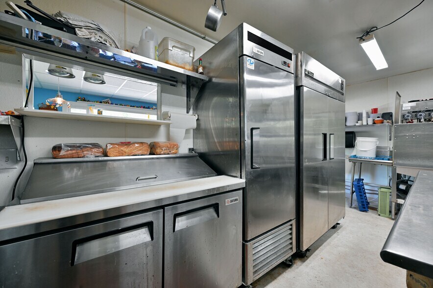 More Photos Of 10193 W State Road 77, Hayward Restaurant For Sale