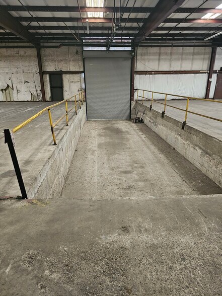 More Photos Of 6221 Monticello Rd, Columbia Warehouse For Lease