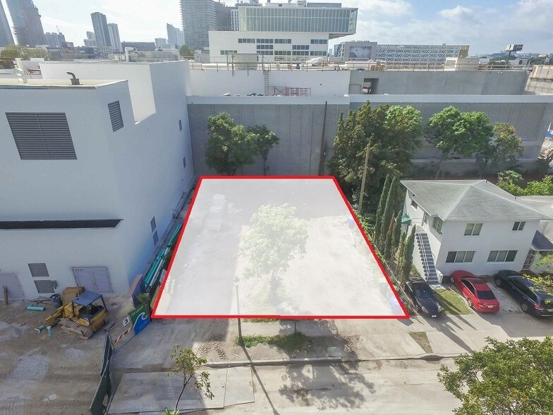 More Photos Of 120-122 NE 42nd St, Miami Land For Sale
