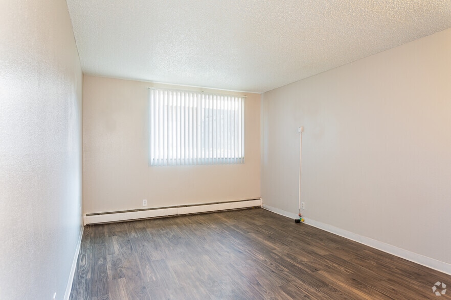 More Photos Of 2001-2019 Carmel Dr, Colorado Springs Apartments For Sale