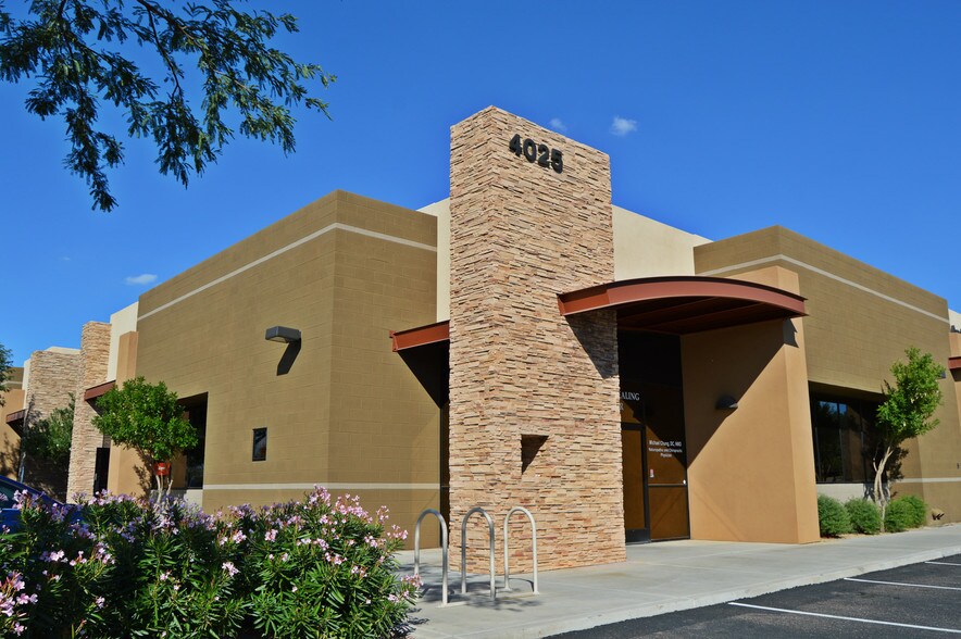 More Photos Of 4025 W Chandler Blvd, Chandler Coworking Space