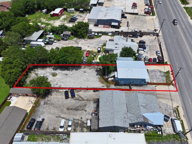 More Photos Of 1278 Bandera Rd, San Antonio General Retail For Sale