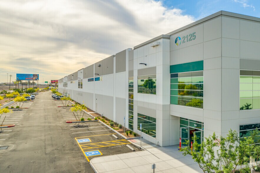 Primary Photo Of 2125 S 7th St, Phoenix Distribution For Lease