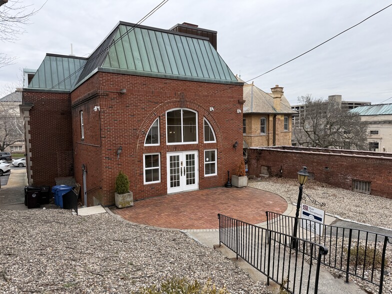 More Photos Of 136 W Main St, New Britain Office For Sale