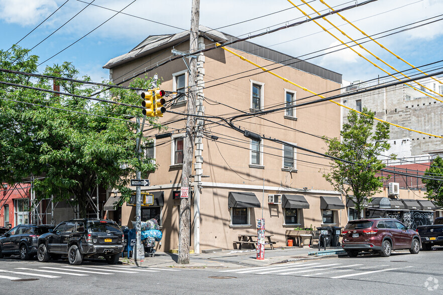 Primary Photo Of 269 Norman Ave, Brooklyn Storefront Retail Residential For Lease