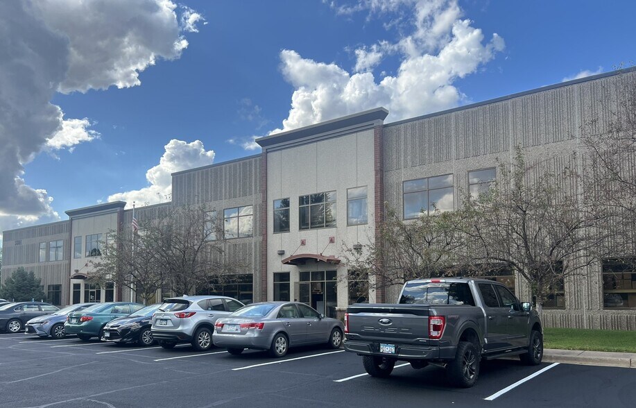 More Photos Of 3801 Thurston Ave NW, Anoka Service For Lease