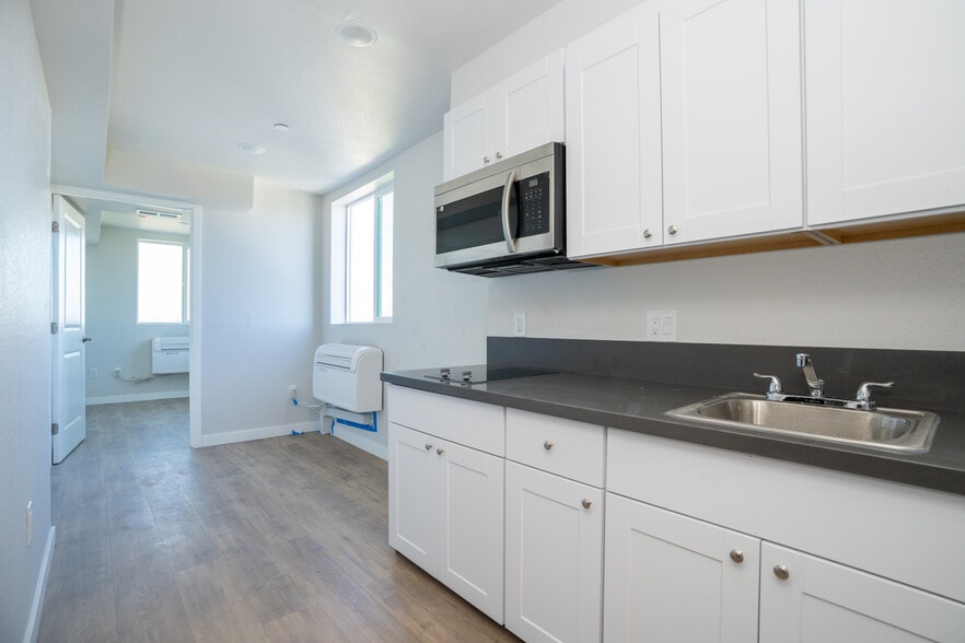 More Photos Of 4186 S Western Ave, Los Angeles Apartments For Sale