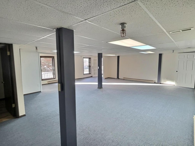 More Photos Of 330 S Walsh Dr, Casper Medical For Lease