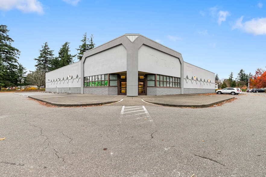 Primary Photo Of 3227 Northwest Ave, Bellingham Drugstore For Lease