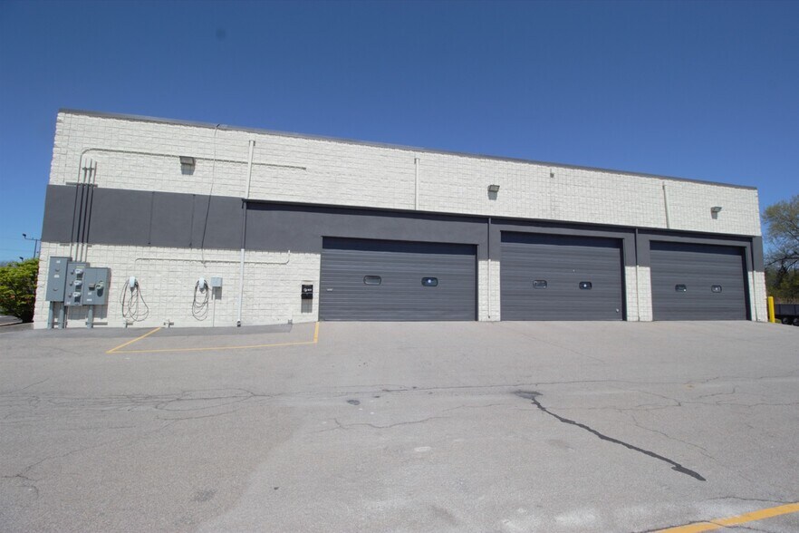 More Photos Of 3300 W Henrietta Rd, Rochester Storefront Retail Office For Lease