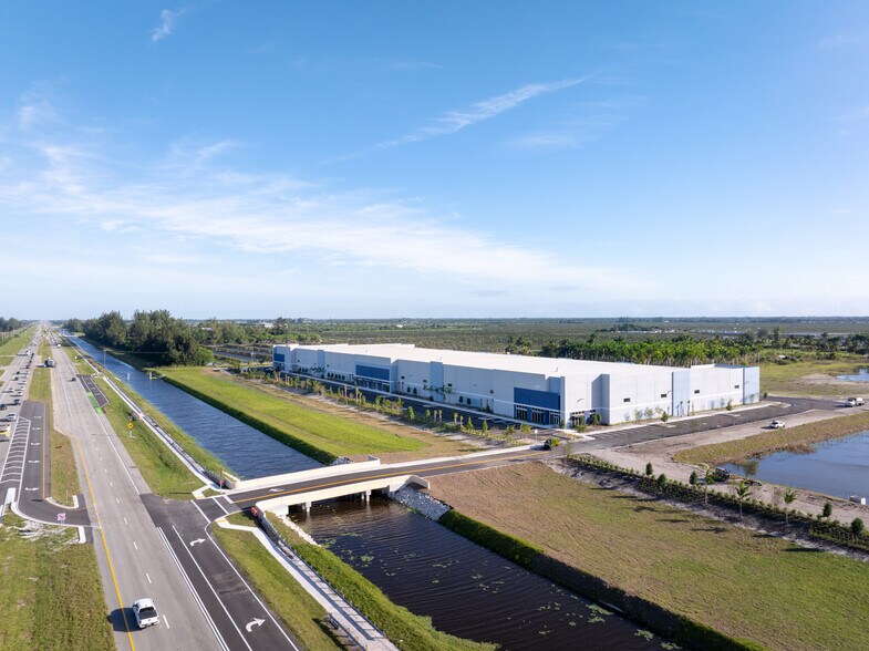 More Photos Of 14130 S State Road 7, Delray Beach Unknown For Lease