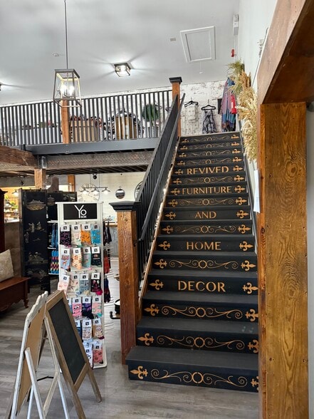 More Photos Of 3 Rockingham Rd, Londonderry Freestanding For Sale