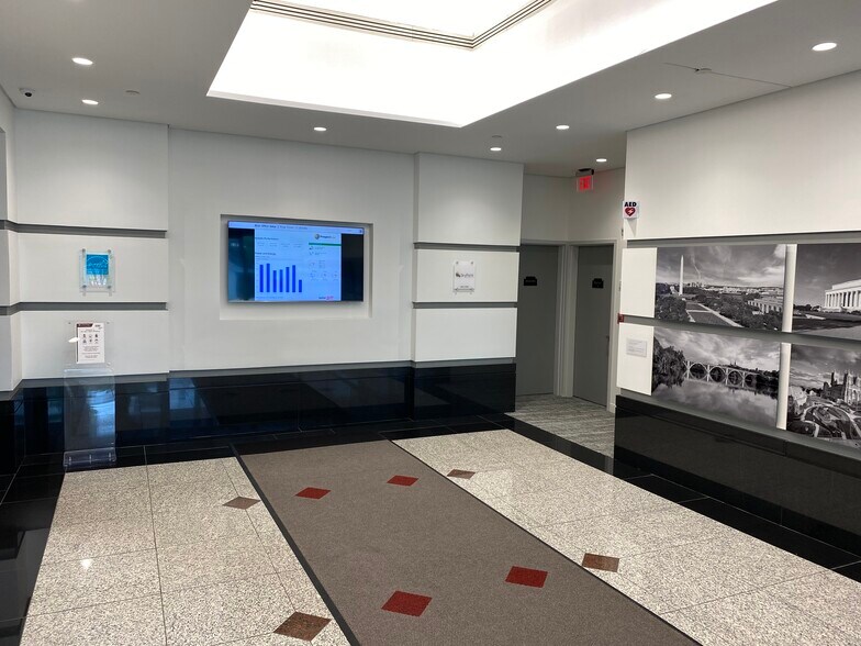 More Photos Of 8380 Colesville Rd, Silver Spring Office For Lease