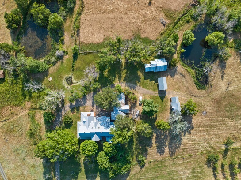 More Photos Of 48212 Clear Creek Rd, Halfway Hospitality For Sale