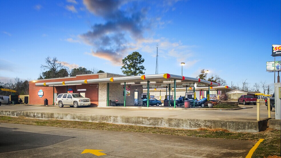Primary Photo Of 14171 N Highway 231/431, Hazel Green Fast Food For Sale