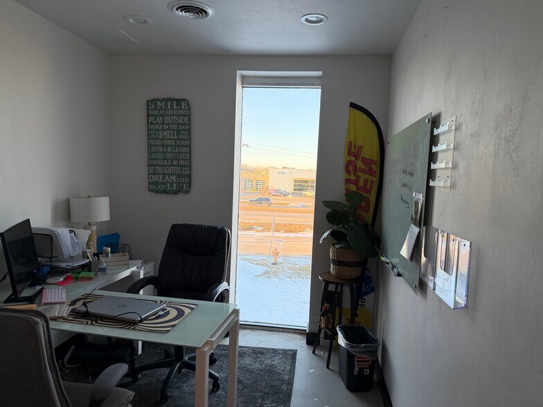 More Photos Of 3003 W College Ave, Appleton Office For Lease