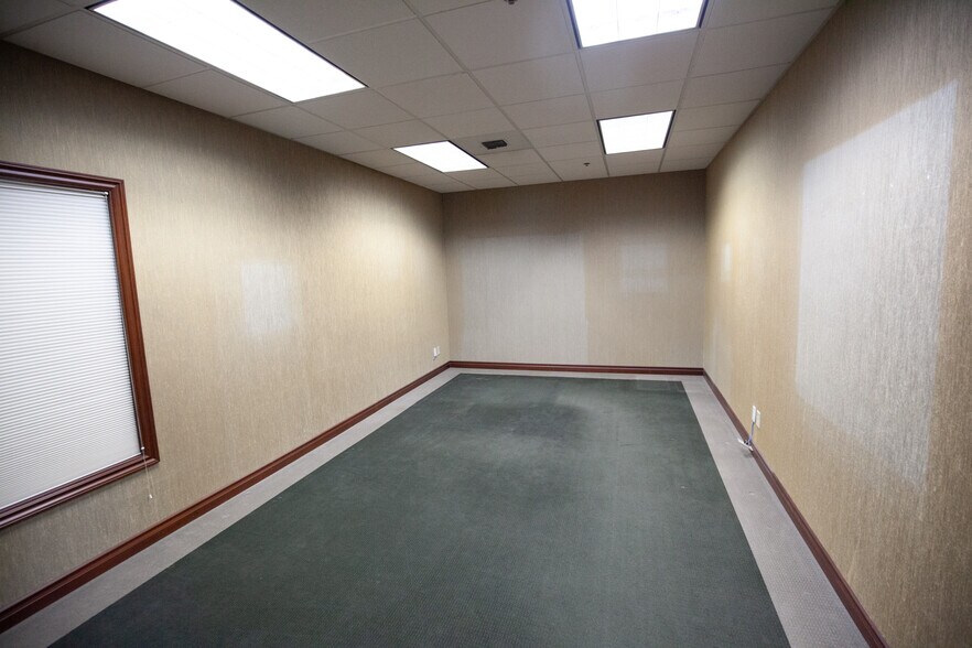 More Photos Of 1001 S 3rd St W, Missoula Manufacturing For Sale