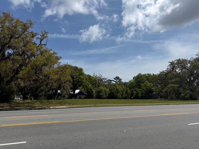 More Photos Of 2508 Newcastle St, Brunswick Apartments For Sale