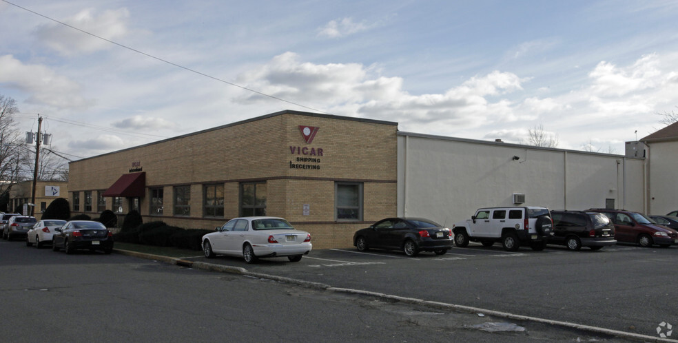 Primary Photo Of 2424 Iorio St, Union Distribution For Lease