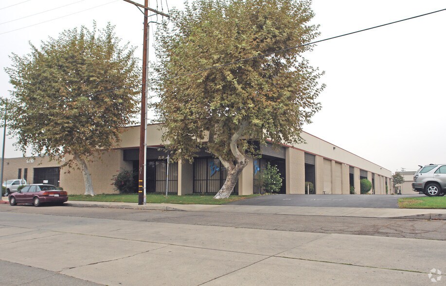 More Photos Of 9660 Topanga Canyon Pl, Chatsworth Warehouse For Lease