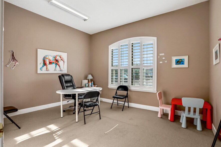 More Photos Of 11512 lake mead Ave, Jacksonville Medical For Lease