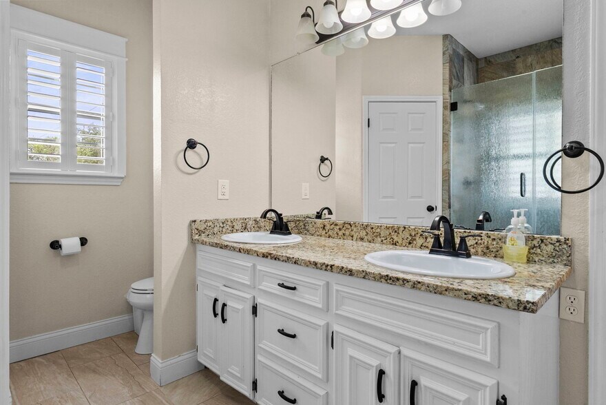 More Photos Of 539 Oak Vista Dr, Burnet Land For Sale