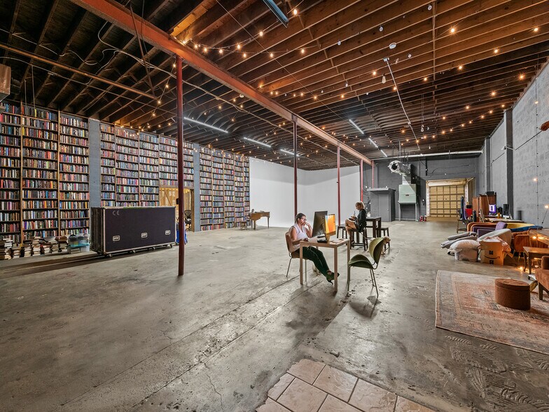 More Photos Of 837 NW 8th Ave, Fort Lauderdale Warehouse For Sale