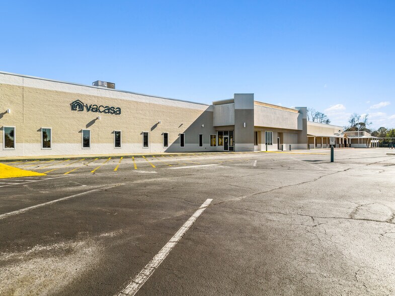 More Photos Of 546 Mary Esther Cut Off NW, Fort Walton Beach General Retail For Lease