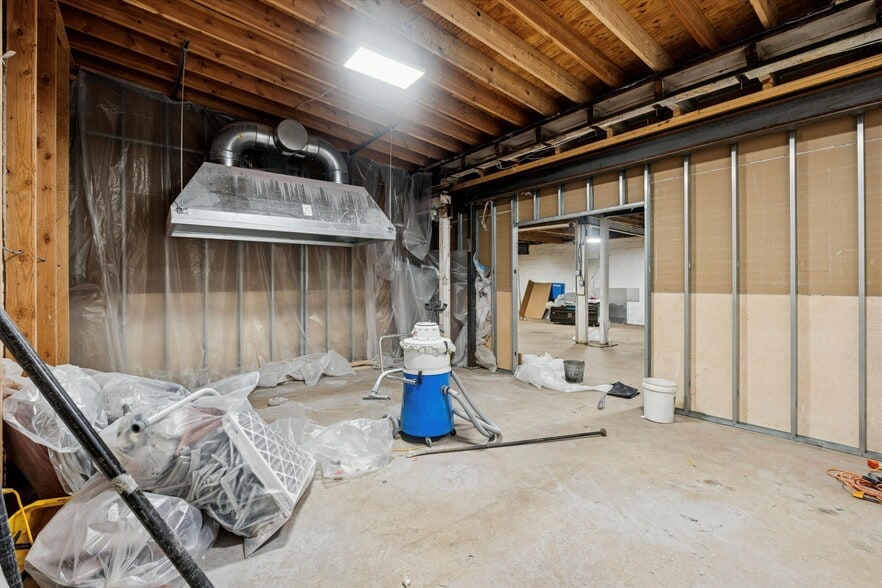 More Photos Of 3605 Salmon St, Philadelphia Industrial For Lease