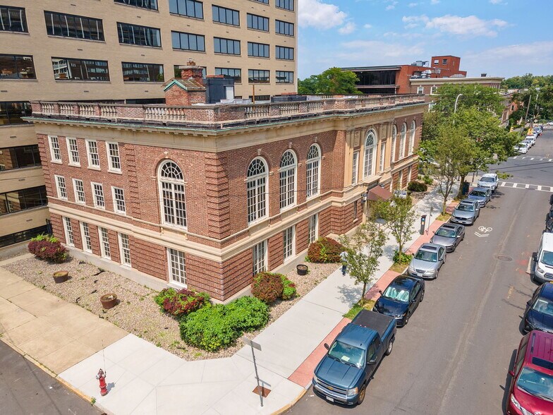 More Photos Of 19 Dove St, Albany Office For Sale