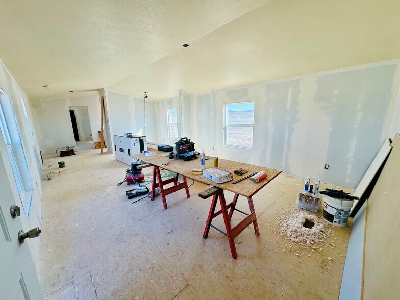 More Photos Of 55 E Kuehn St, Quartzsite Trailer Camper Park For Sale