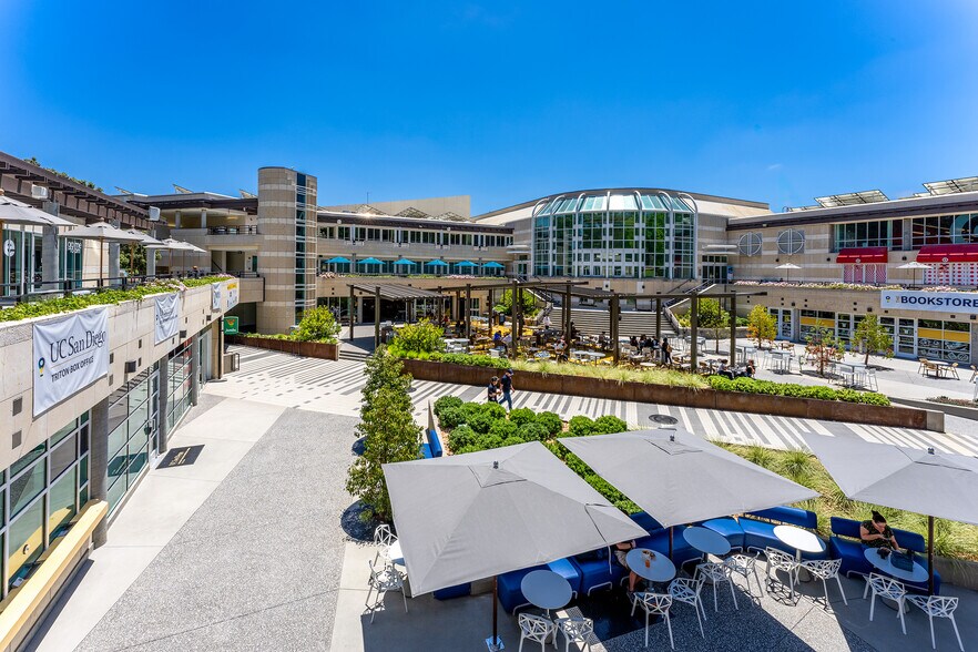 More Photos Of 9500 Gilman Dr, La Jolla Restaurant For Lease