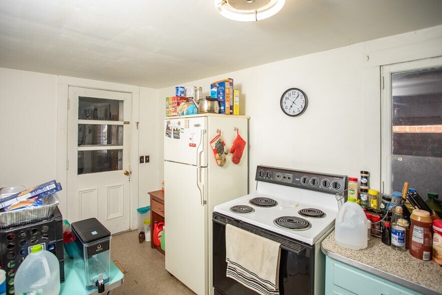 More Photos Of 15 E Hill Rd, Covington Apartments For Sale