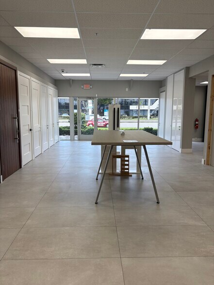 More Photos Of 2353 N Military Trl, West Palm Beach Freestanding For Lease