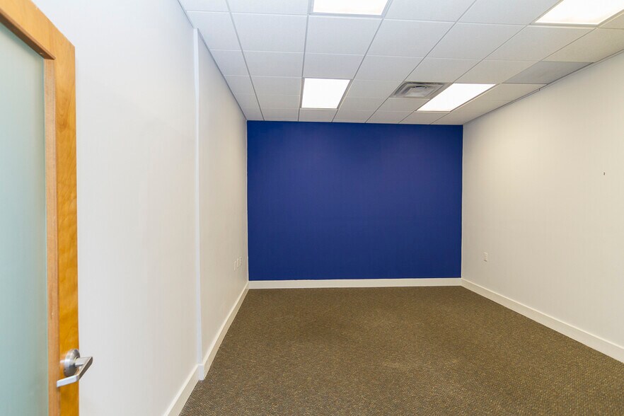 More Photos Of 2718 Piedmont Rd NE, Atlanta Office For Lease