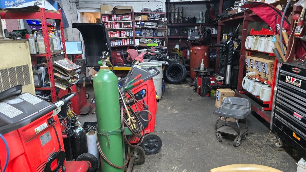 More Photos Of 422 Monroe St, Passaic Auto Repair For Sale