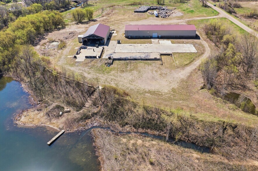 More Photos Of 24104 755th Ave, Albert Lea Warehouse For Sale