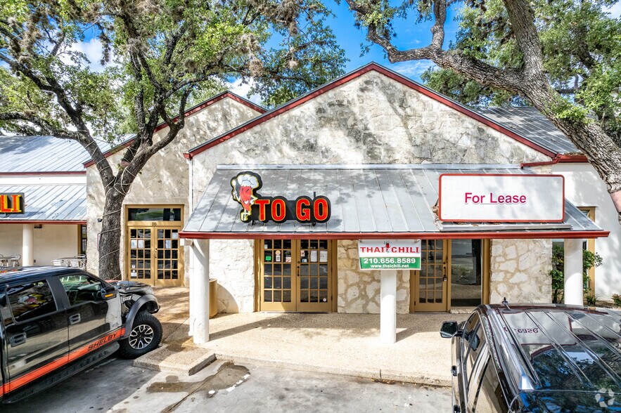 More Photos Of 2950 Thousand Oaks Dr, San Antonio Unknown For Lease