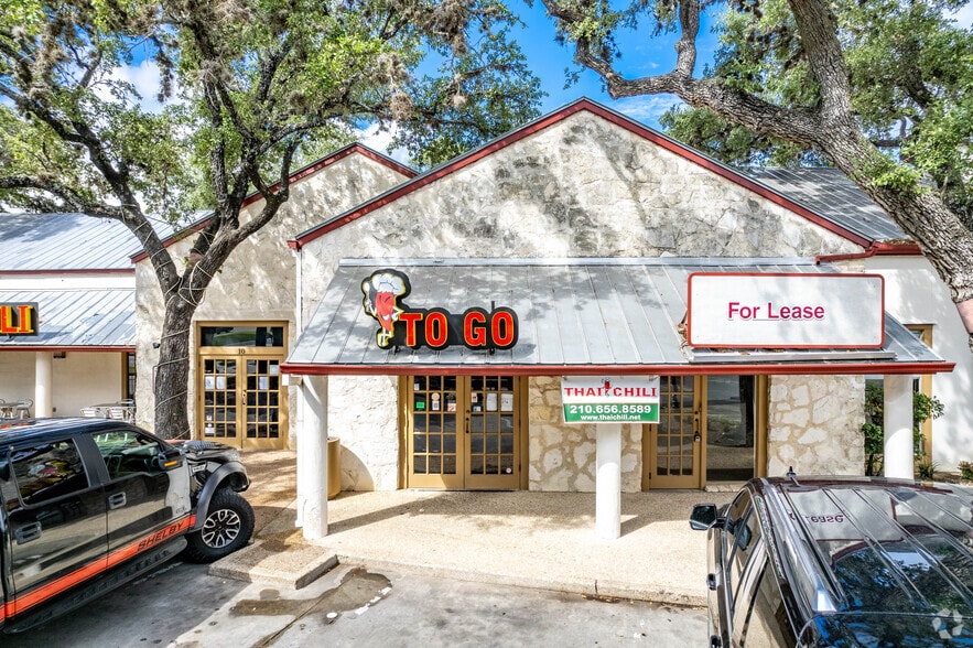 More Photos Of 2950 Thousand Oaks Dr, San Antonio Unknown For Lease