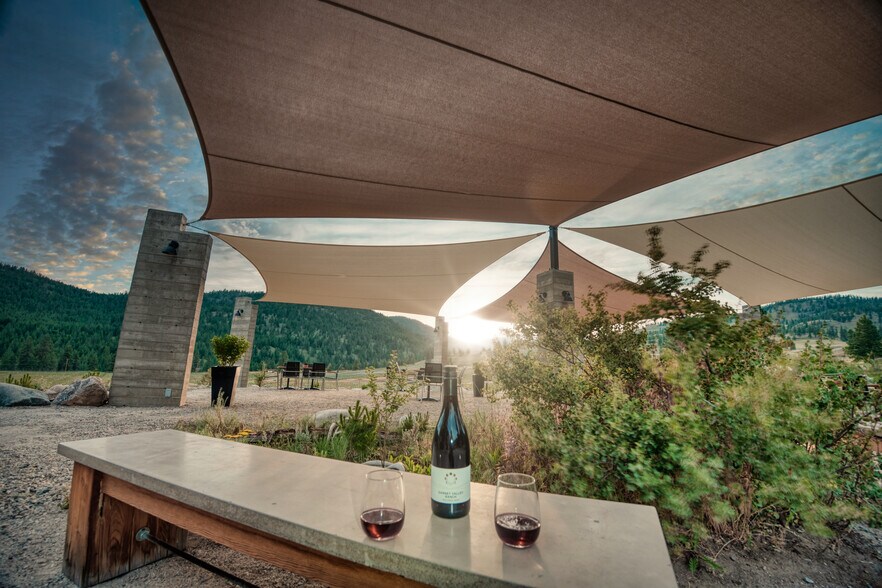 More Photos Of 26405 Garnet Valley Rd, Summerland Land For Sale