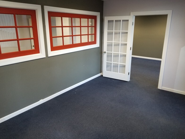 More Photos Of 11-23 Asylum St, Hartford Office For Lease