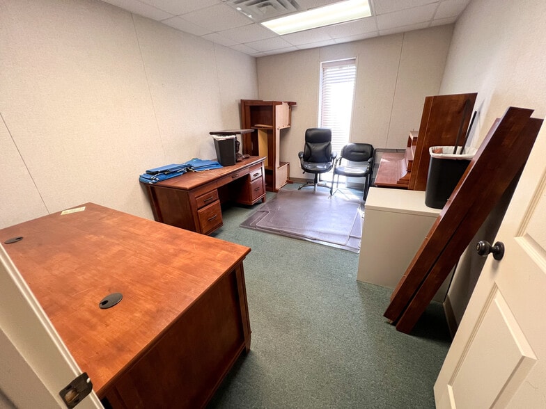 More Photos Of 7500 W Highway 80, Midland Industrial For Sale