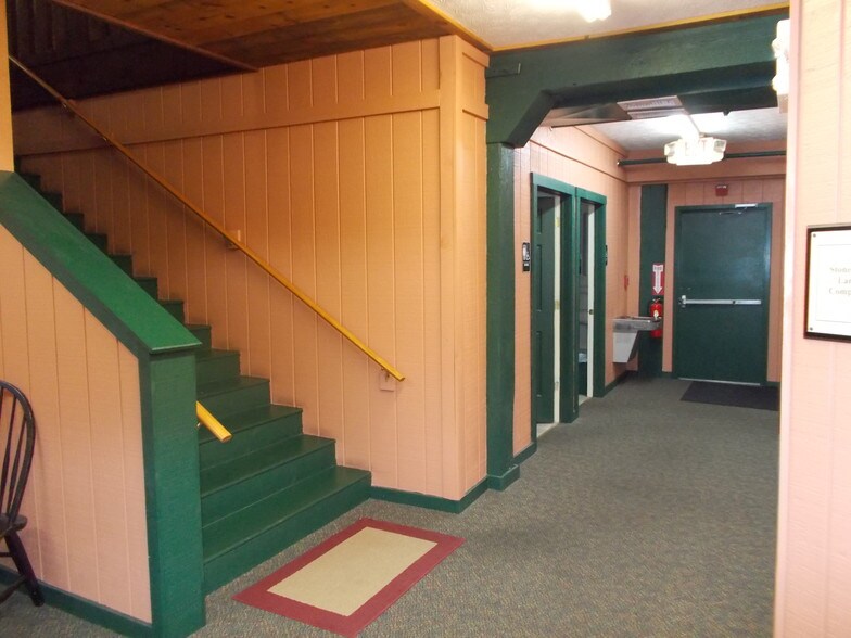 More Photos Of 50 Middlebrook Ave, Staunton Storefront For Sale