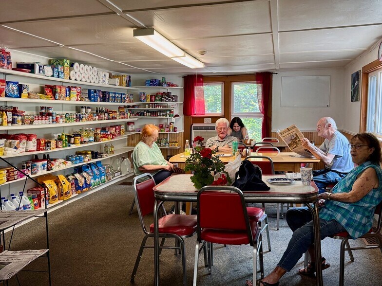 More Photos Of 101 River St, Conway Convenience Store For Sale