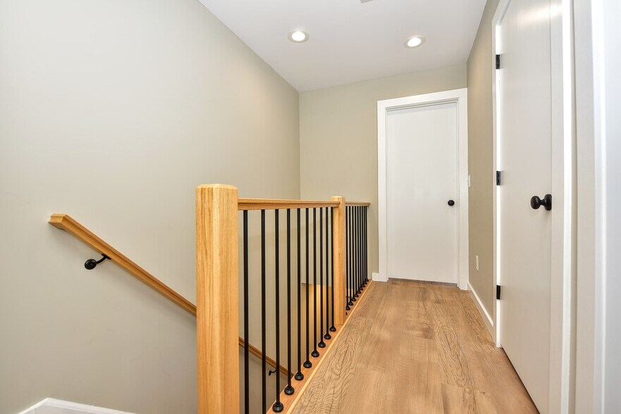 More Photos Of 127 Pine St, Wurtsboro Apartments For Sale