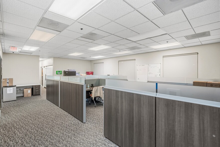 More Photos Of 3087 E Warm Springs Rd, Las Vegas Office For Sale