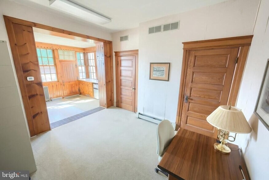 More Photos Of 119 Baltimore St, Hanover Office Residential For Sale