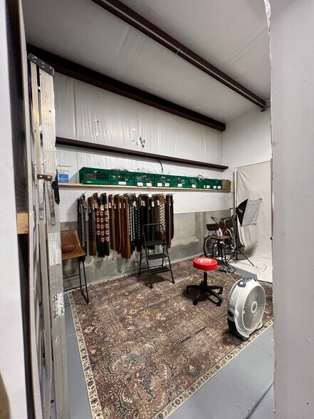 More Photos Of 22108 Hwy 71 W, Spicewood Light Manufacturing For Lease