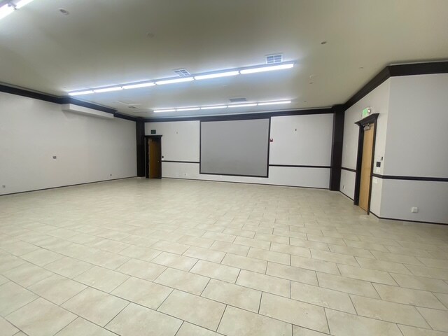 More Photos Of 211 N Citrus Ave, Covina Storefront Retail Office For Lease
